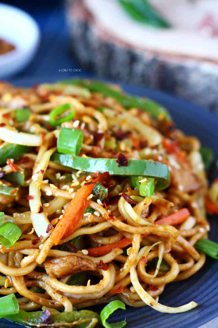 Desi Chow Mein - Chili to Choc