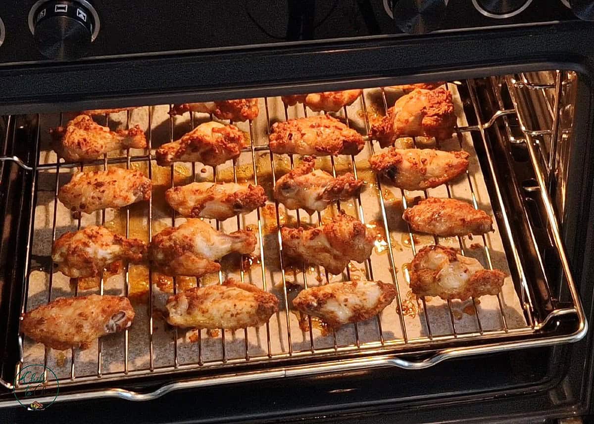 Baked chicken wings in the oven.